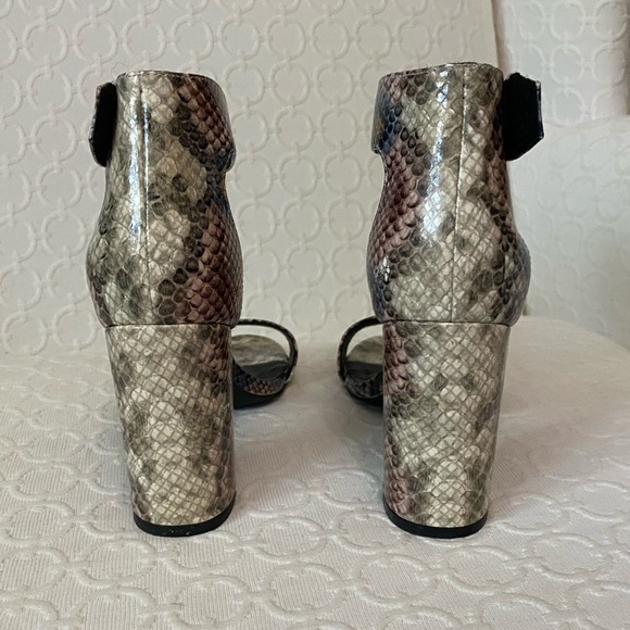 Jeffrey Campbell snake print heels - Picture 4 of 5